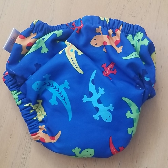 i play. 6 month reusable salamander swim diaper - Picture 4 of 4